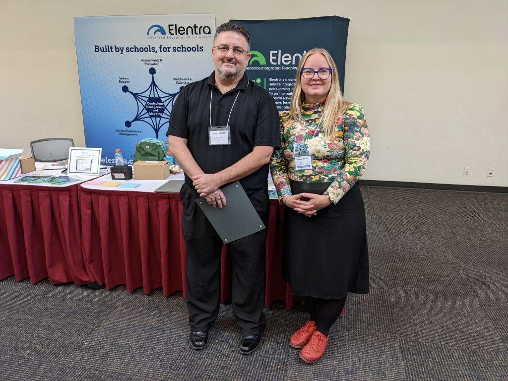 Two consortium members at the 2022 Elentra Engage Conference in Pasadena.
